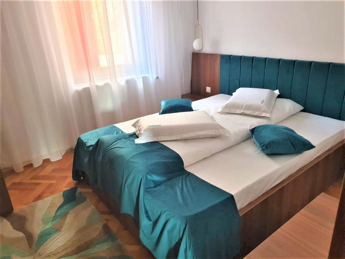 Hotel Gâlma Moroeni Extérieur photo