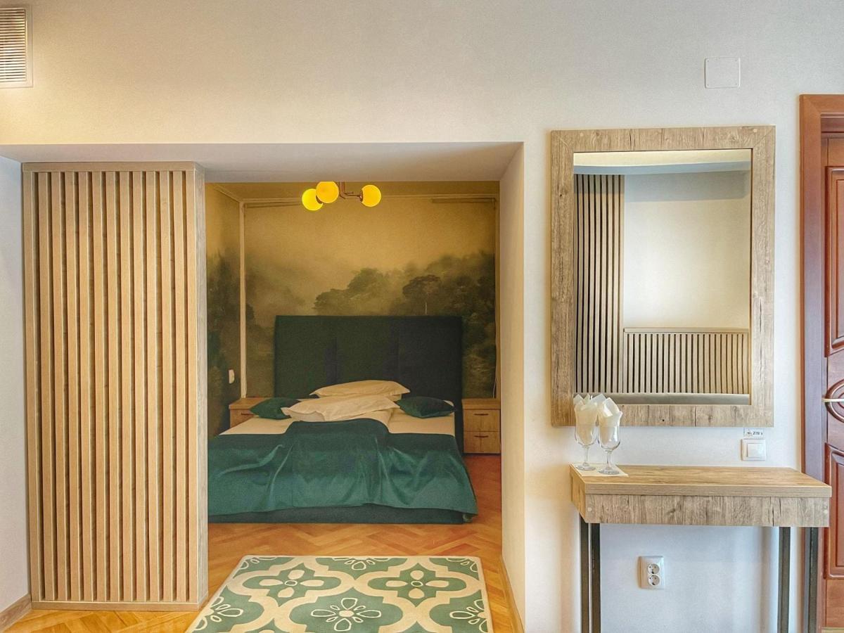 Hotel Gâlma Moroeni Extérieur photo