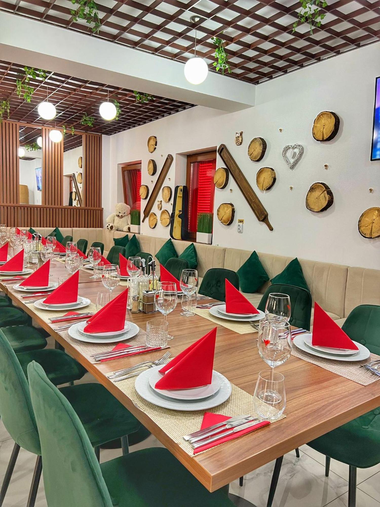 Hotel Gâlma Moroeni Extérieur photo