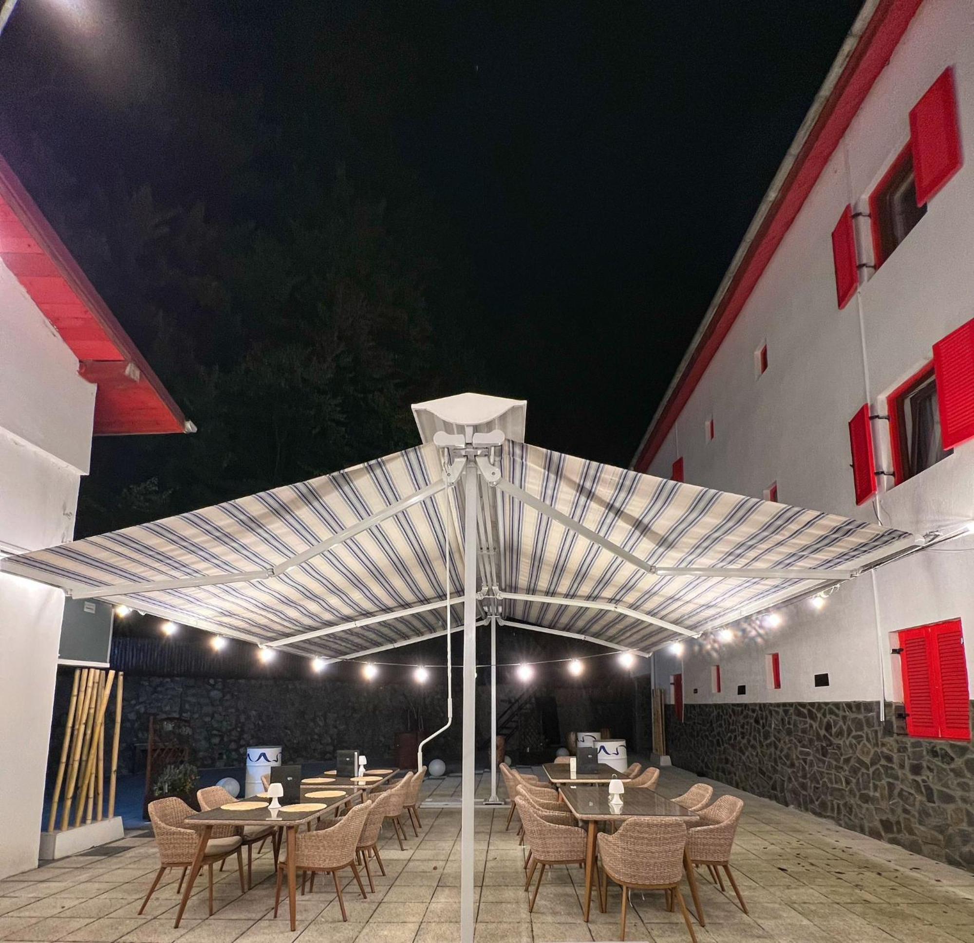 Hotel Gâlma Moroeni Extérieur photo