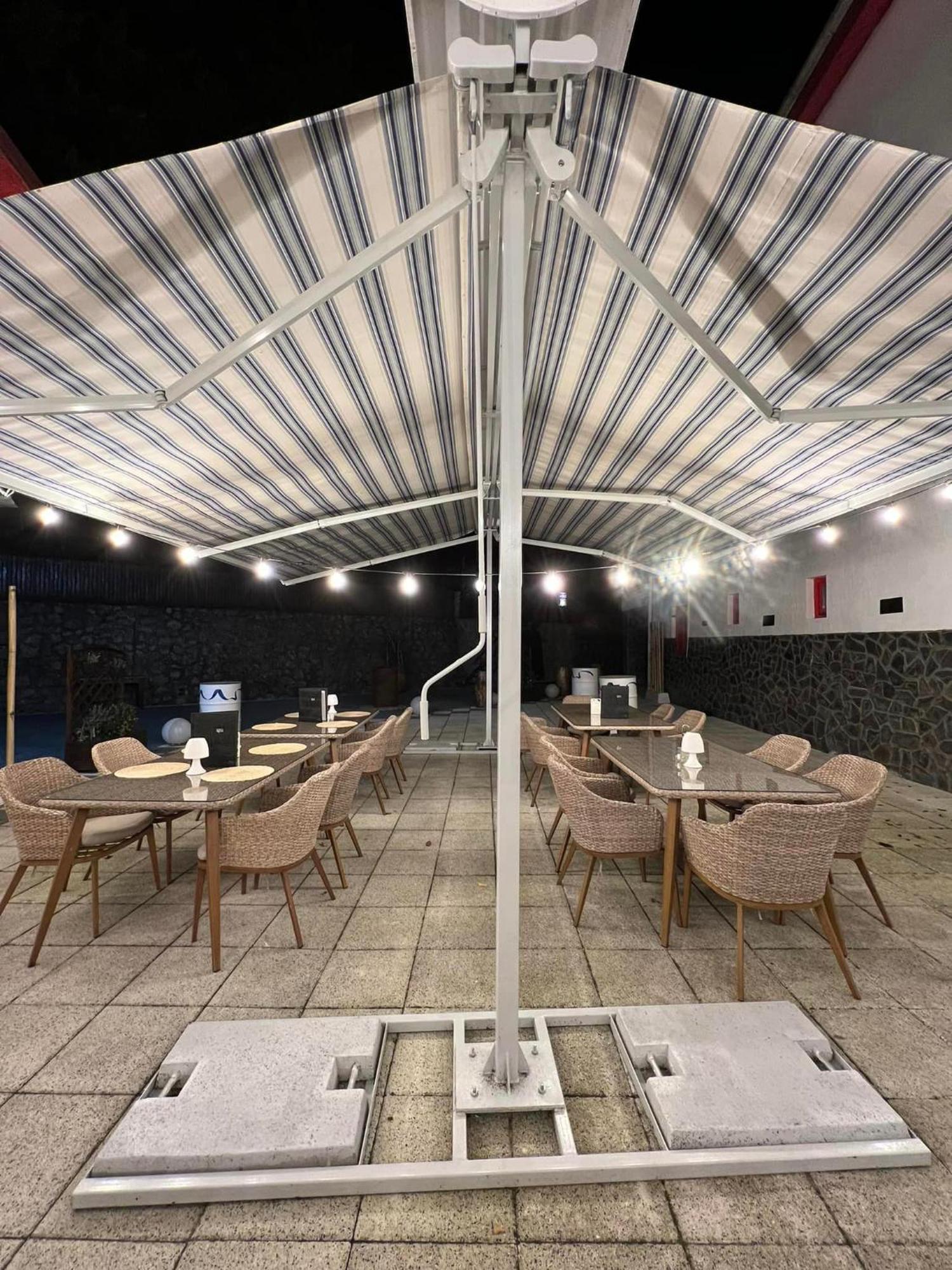Hotel Gâlma Moroeni Extérieur photo