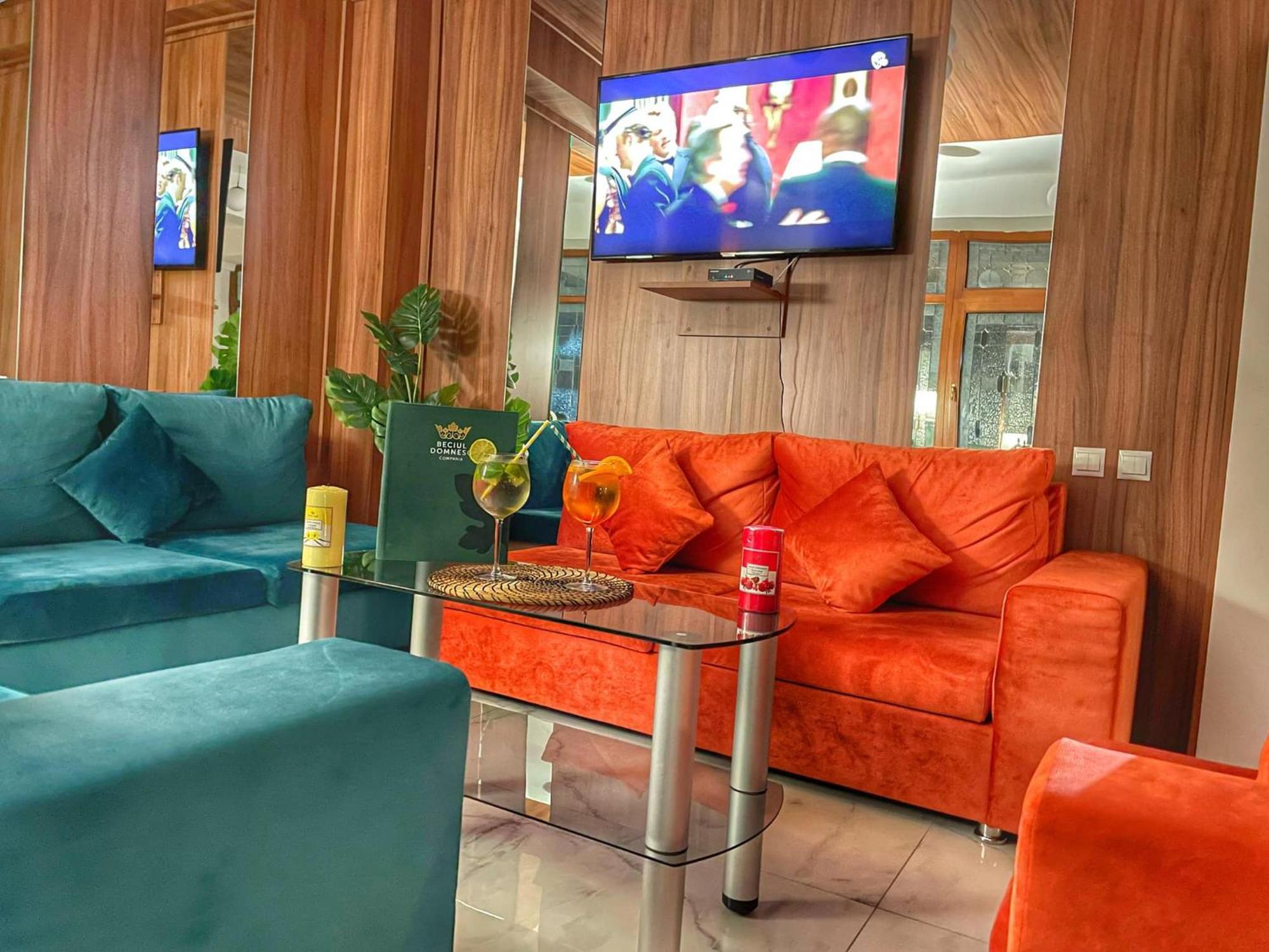 Hotel Gâlma Moroeni Extérieur photo